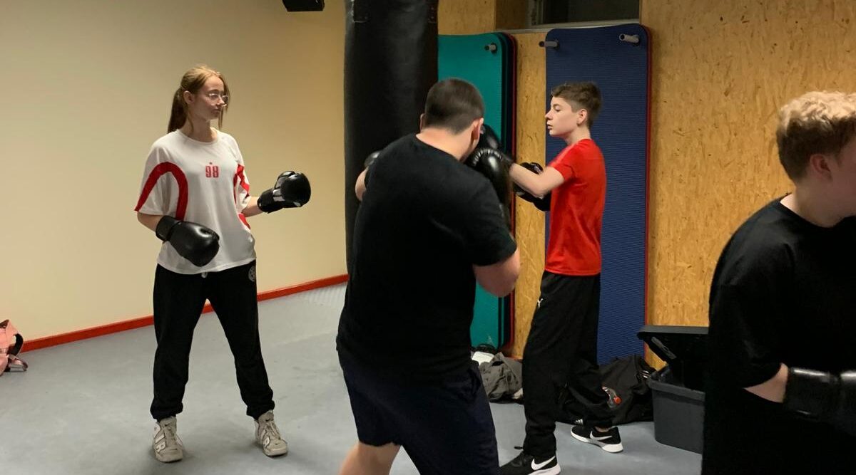 Wahlpflichtunterricht Selbstverteidigung in Kooperation mit ActiveFitness in Hövelhof