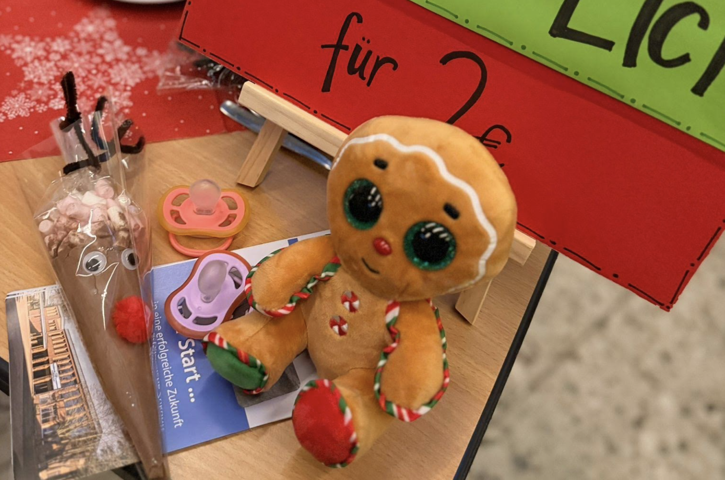 Tag der offenen Tür in weihnachtlicher Atmosphäre